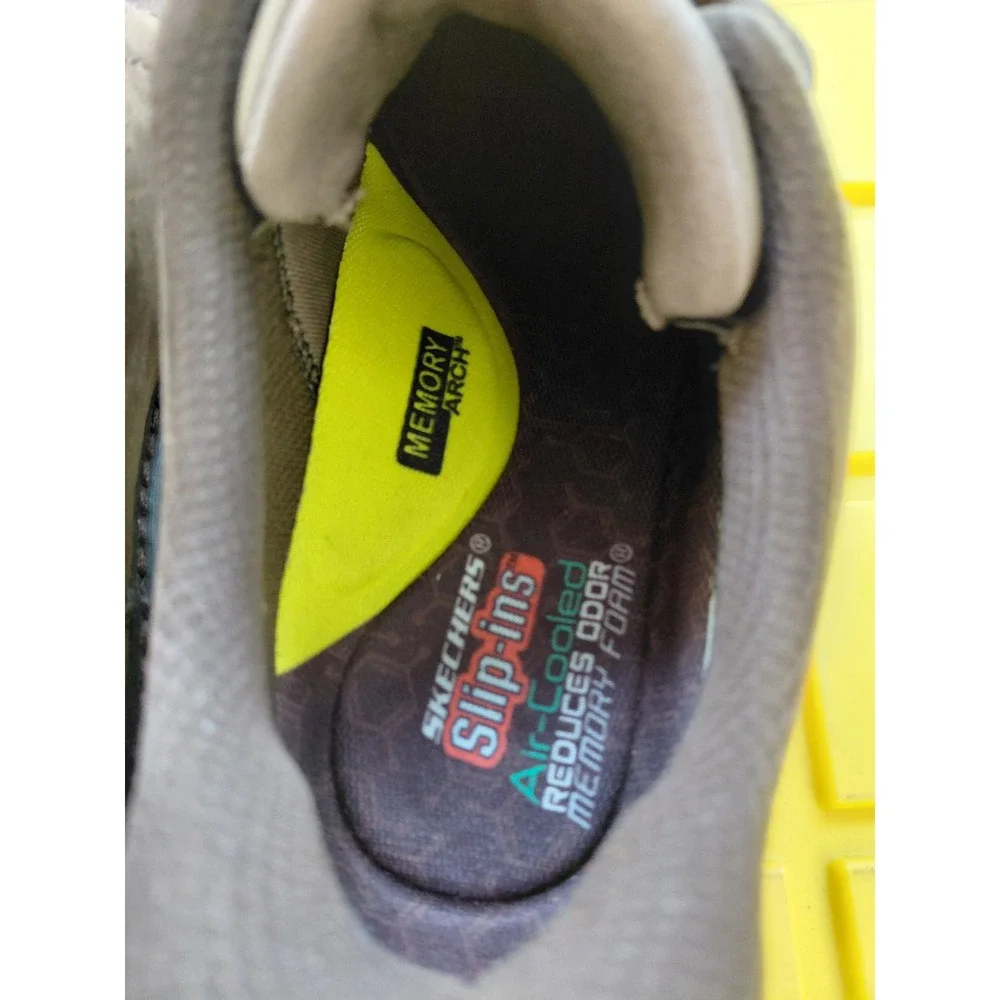 Skechers Mens Slip-in Relaxed Fit Parson Trestman Cocoa Brown Leather 205307 8.5
